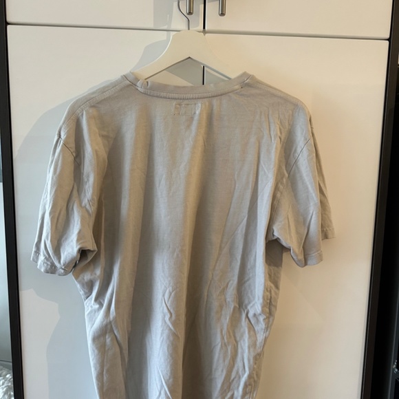 Men's Large Gray Chinatown Market T-shirt - Picture 2 of 2